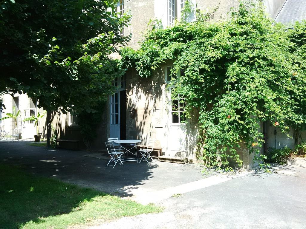 La Bonne Ecole Bed & Breakfast Les Landes-Genusson Exterior photo
